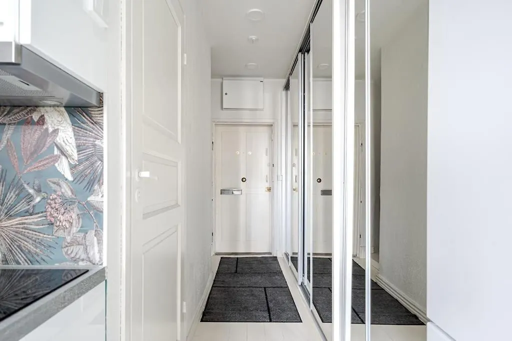 Renovated Studio In Central Apartment Helsinki