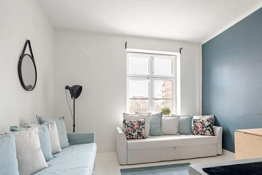 Апартаменты Renovated Studio In Central Хельсинки Финляндия